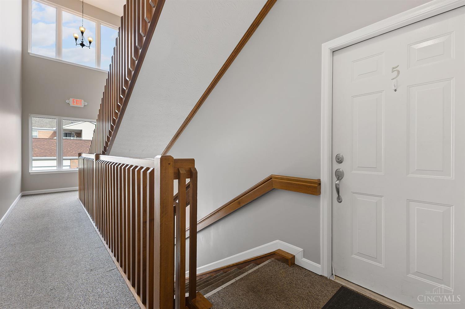 4563 Foley Road, Unit 5 Cincinnati, OH 45238 - Photo 3 of 22 Gallery Image 3