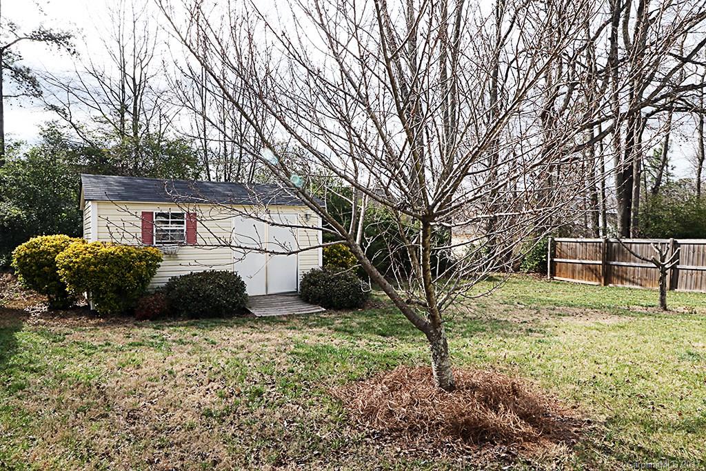 5603 Thompson Road Charlotte, NC 28216 - Photo 14 of 14 Gallery Image 14