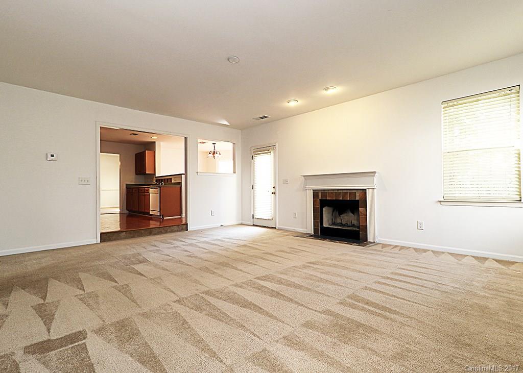 5603 Thompson Road Charlotte, NC 28216 - Photo 6 of 14 Gallery Image 6