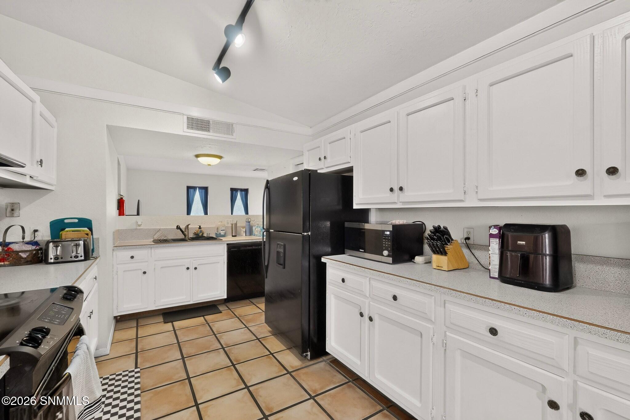 4136 East Winchester Road Las Cruces, NM 88011 - Photo 13 of 74 3dcasas-4136-e-winchester-rd-010