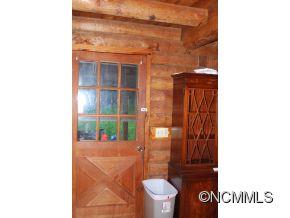 31 Thunder Ridge Road Canton, NC 28716 - Photo 7 of 19