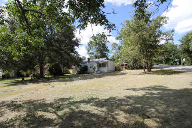 509 East Myrtle Avenue Foley, AL 36535 - Photo 2 of 12