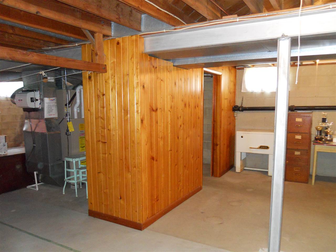 1450 Ruth Street Waterloo, IA 50707 - Photo 14 of 16 Gallery Image 14