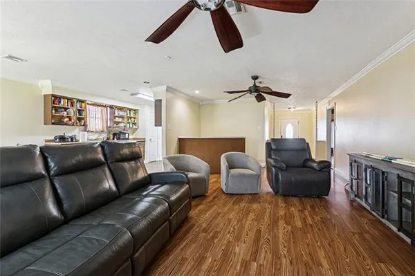 $175,000 | 2325 River Queen Drive, Violet, LA 70092