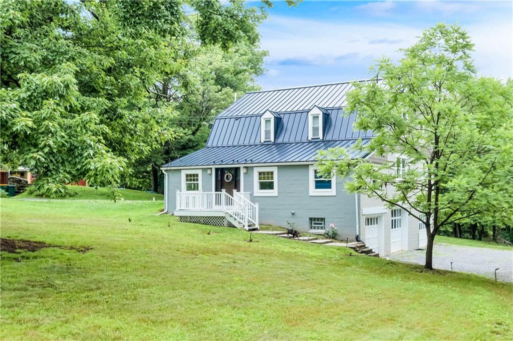 2110 Reis Run Road Pittsburgh, PA 15237 - Photo 1 of 25 Gallery Image 1