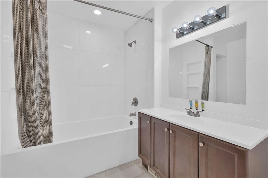 2110 Reis Run Road Pittsburgh, PA 15237 - Photo 17 of 25 Gallery Image 17