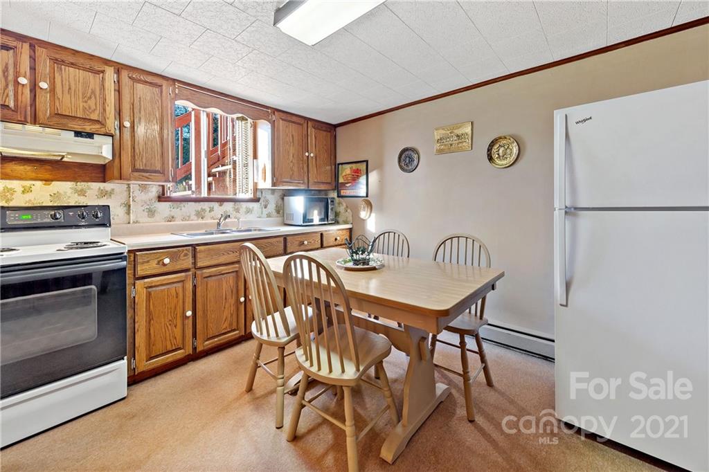 347 East Payne Road Marion, NC 28752 - Photo 37 of 47 Gallery Image 37