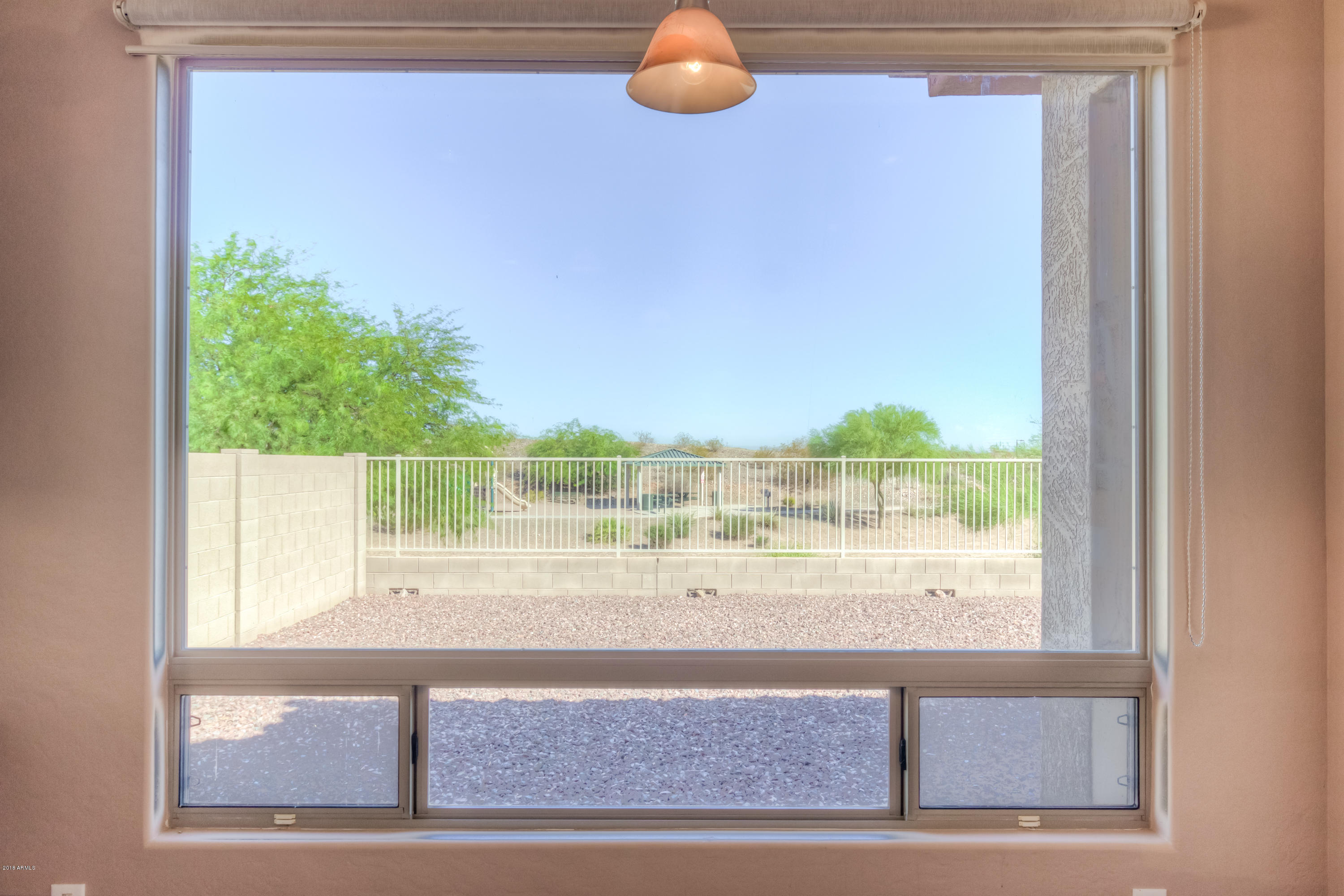 2410 West Corral Road Phoenix, AZ 85041 - Photo 16 of 40 Kitchen