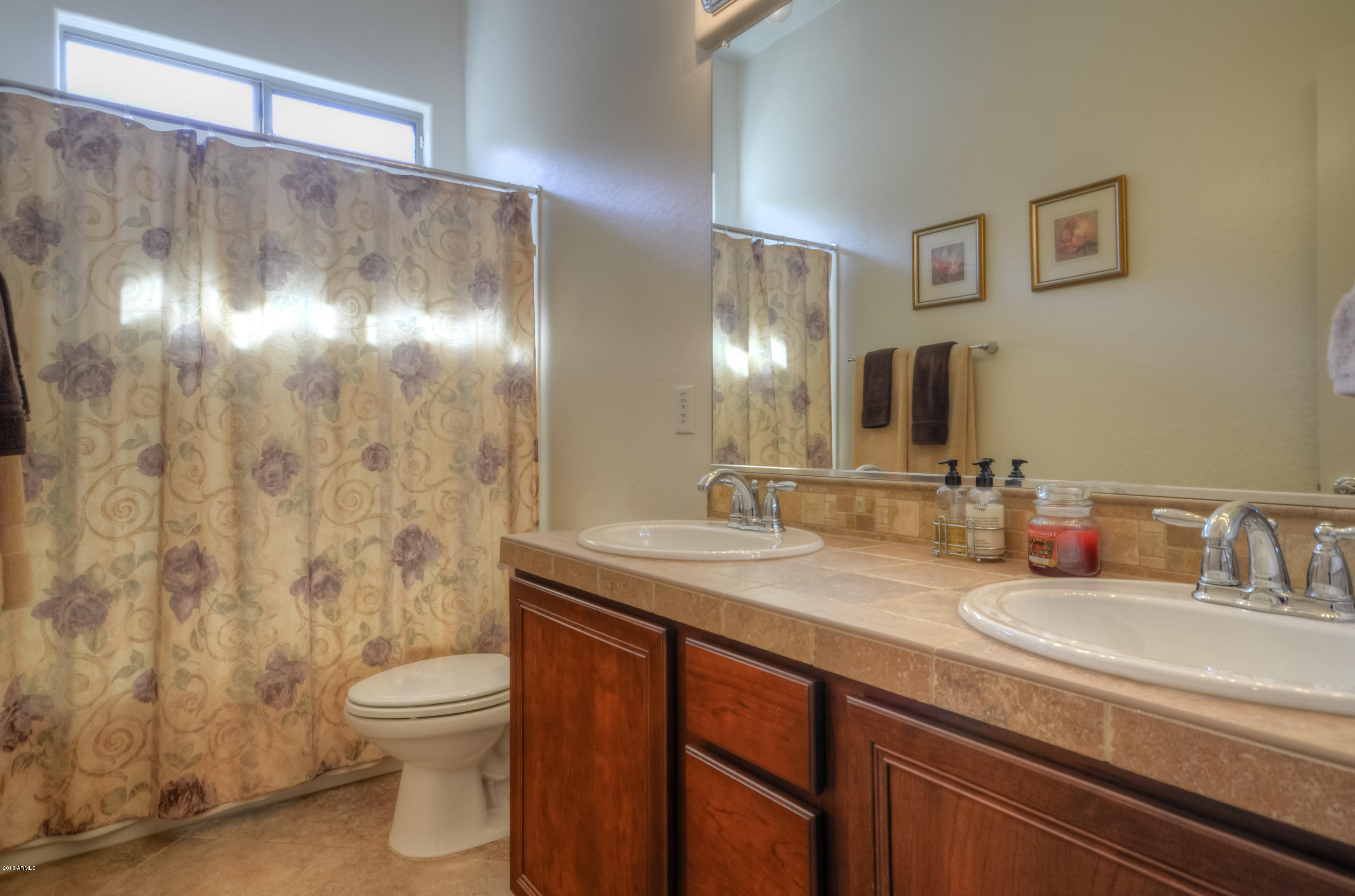 2410 West Corral Road Phoenix, AZ 85041 - Photo 28 of 40 2nd Bathroom