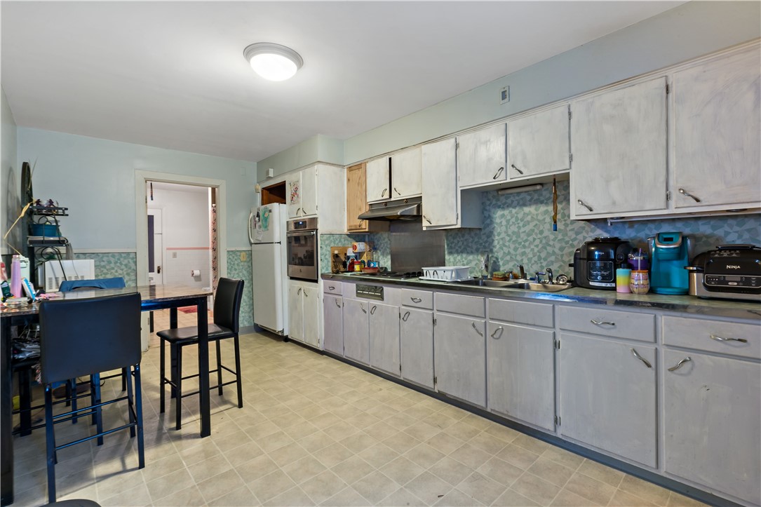 222 Carrington Avenue Woonsocket, RI 02895 - Photo 38 of 46 Unit 2 Kitchen