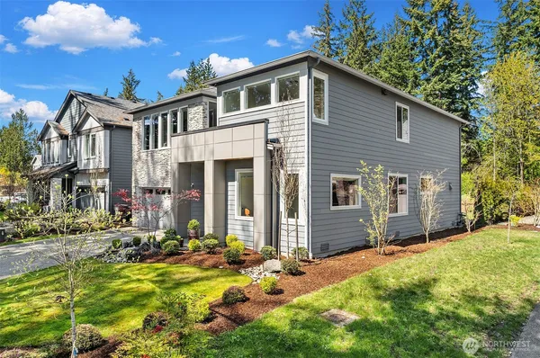 $1,990,000 | 7226 Northeast 129th Street, Kirkland, WA 98034