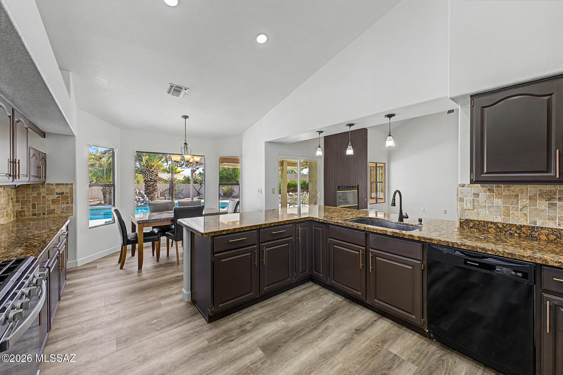 235 Marlboro Road Oro Valley, AZ 85755 - Photo 16 of 48 15 - Marlboro
