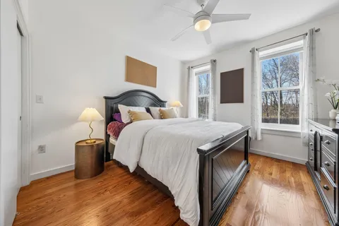 $545,000 | 274 6th Street, Unit 302, Jersey City, NJ 07302