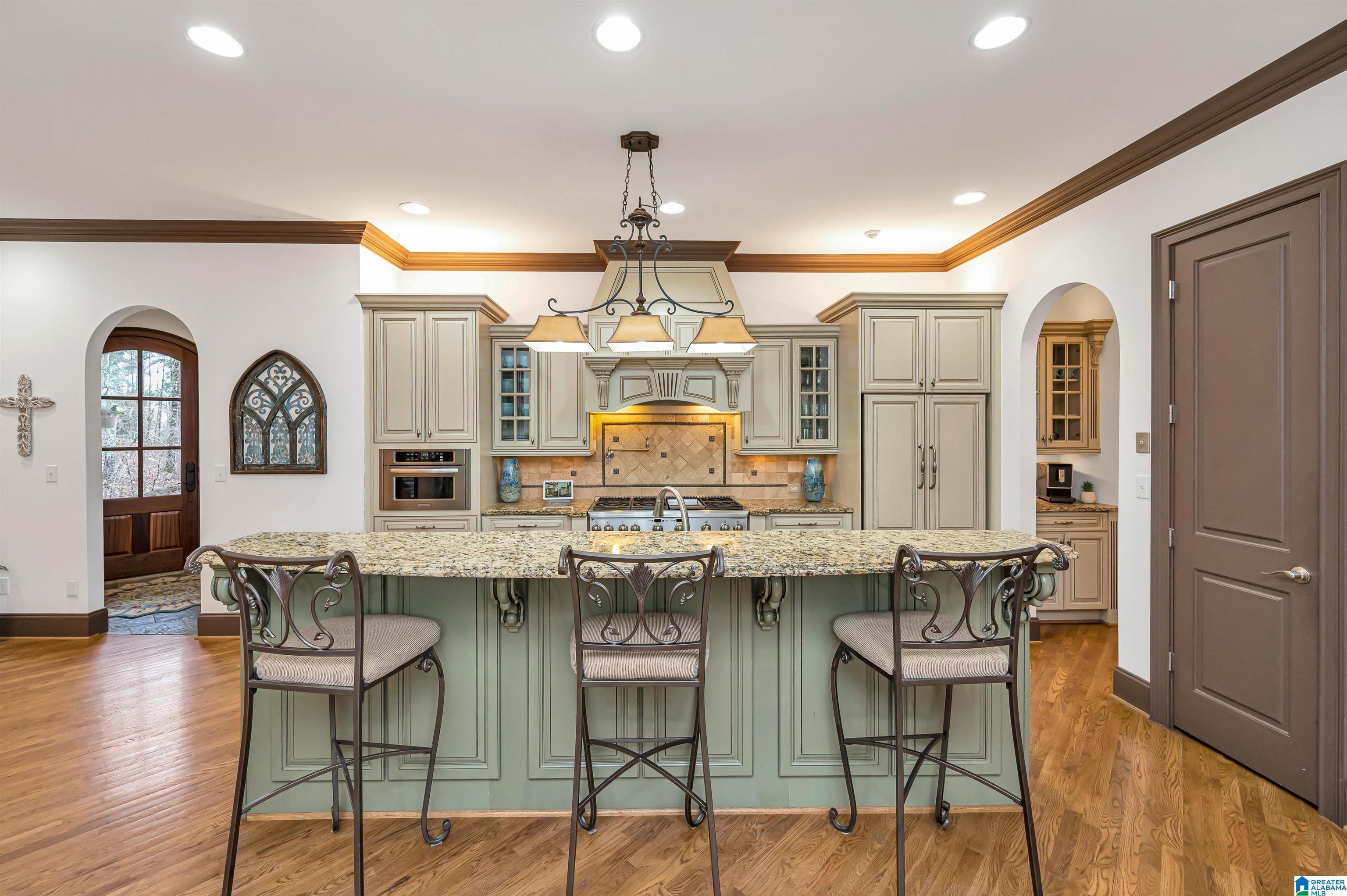 200 Weatherly Way Pelham, AL 35124 - Photo 8 of 59