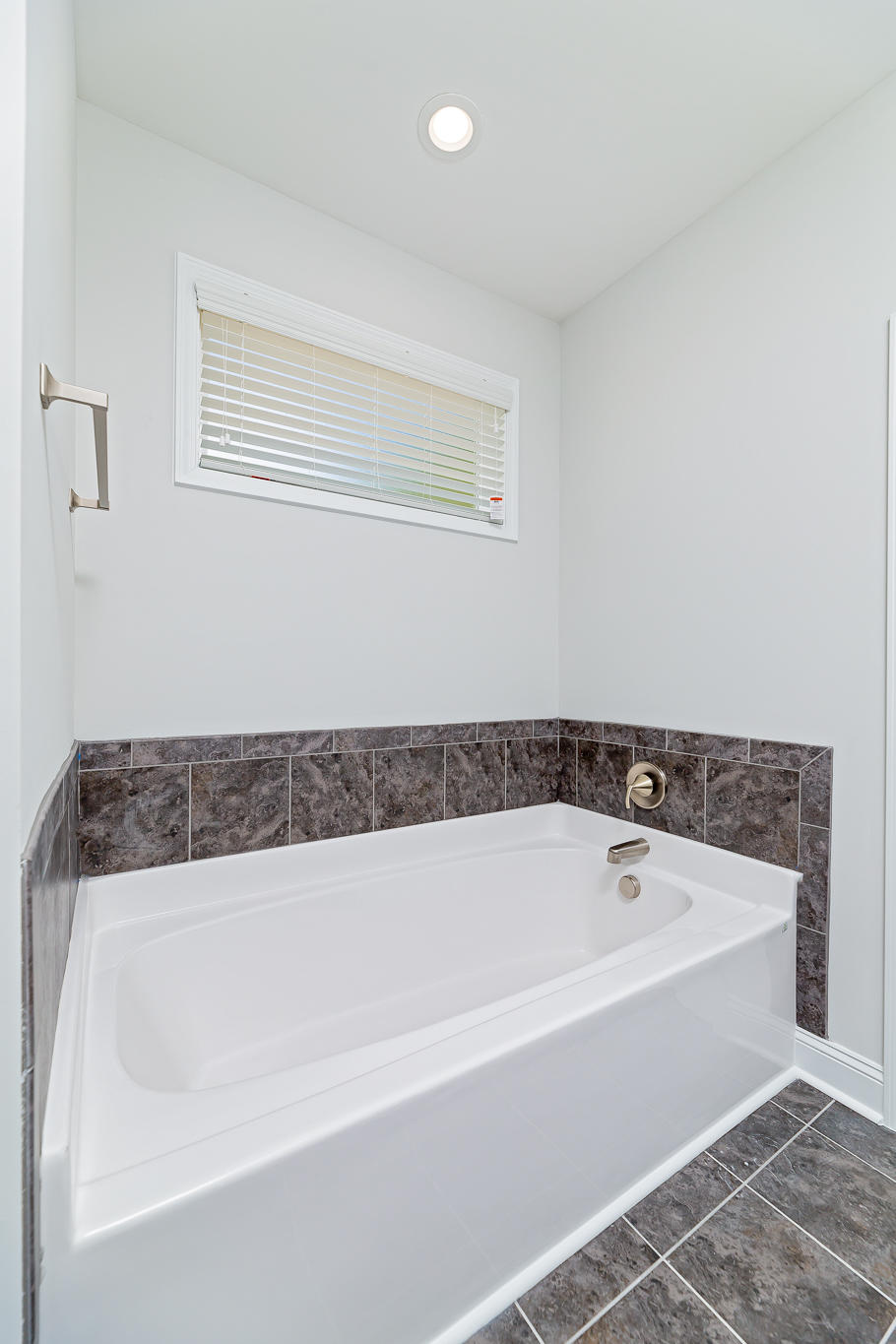 587 Foothills Street Aberdeen, NC 28315 - Photo 18 of 38 NMWL4025-Edit
