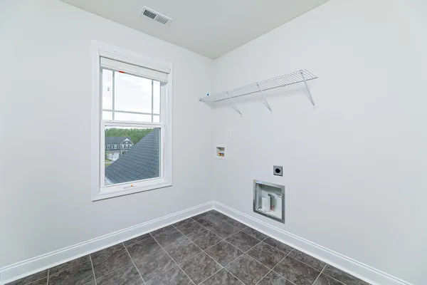 $2,500 | 587 Foothills Street, Aberdeen, NC 28315