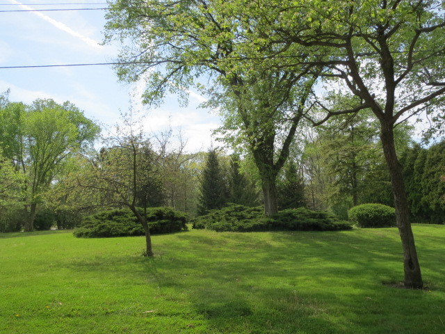 1815 Berkeley Road Highland Park, IL 60035 - Photo 2 of 2