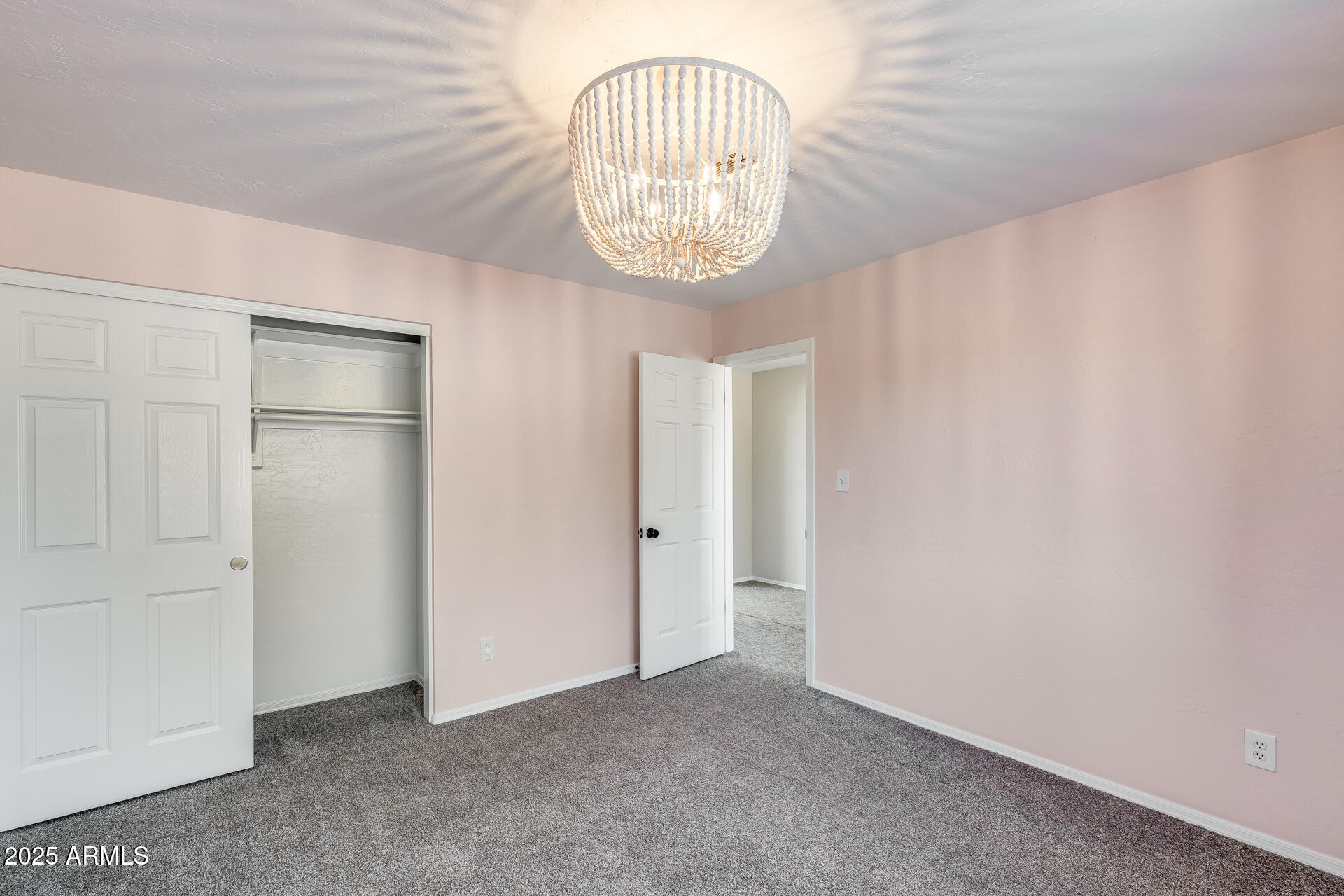 14452 South 40th Street Phoenix, AZ 85044 - Photo 47 of 92 an empty room with a ceiling fan and a window