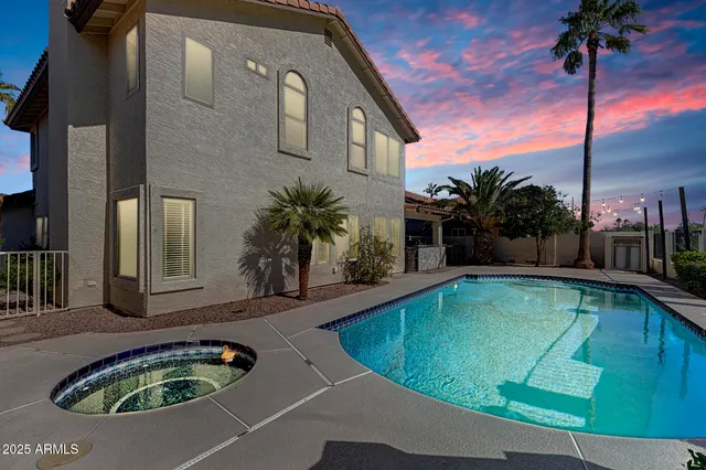 a house view with a outdoor space