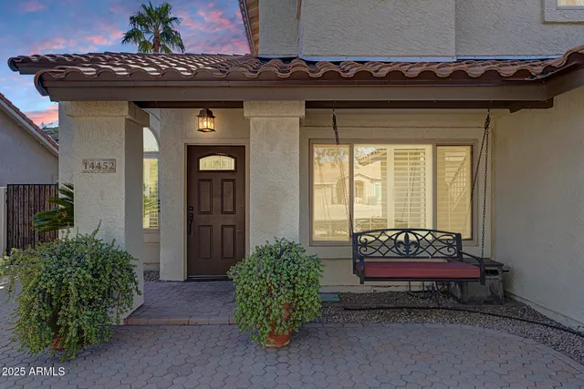 $684,000 | 14452 South 40th Street, Phoenix, AZ 85044