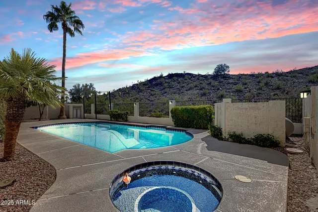 $684,000 | 14452 South 40th Street, Phoenix, AZ 85044