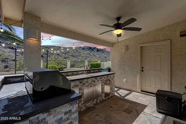 $684,000 | 14452 South 40th Street, Phoenix, AZ 85044