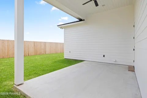 $300,000 | 239 Jagged Grove Lane, Youngsville, LA 70592