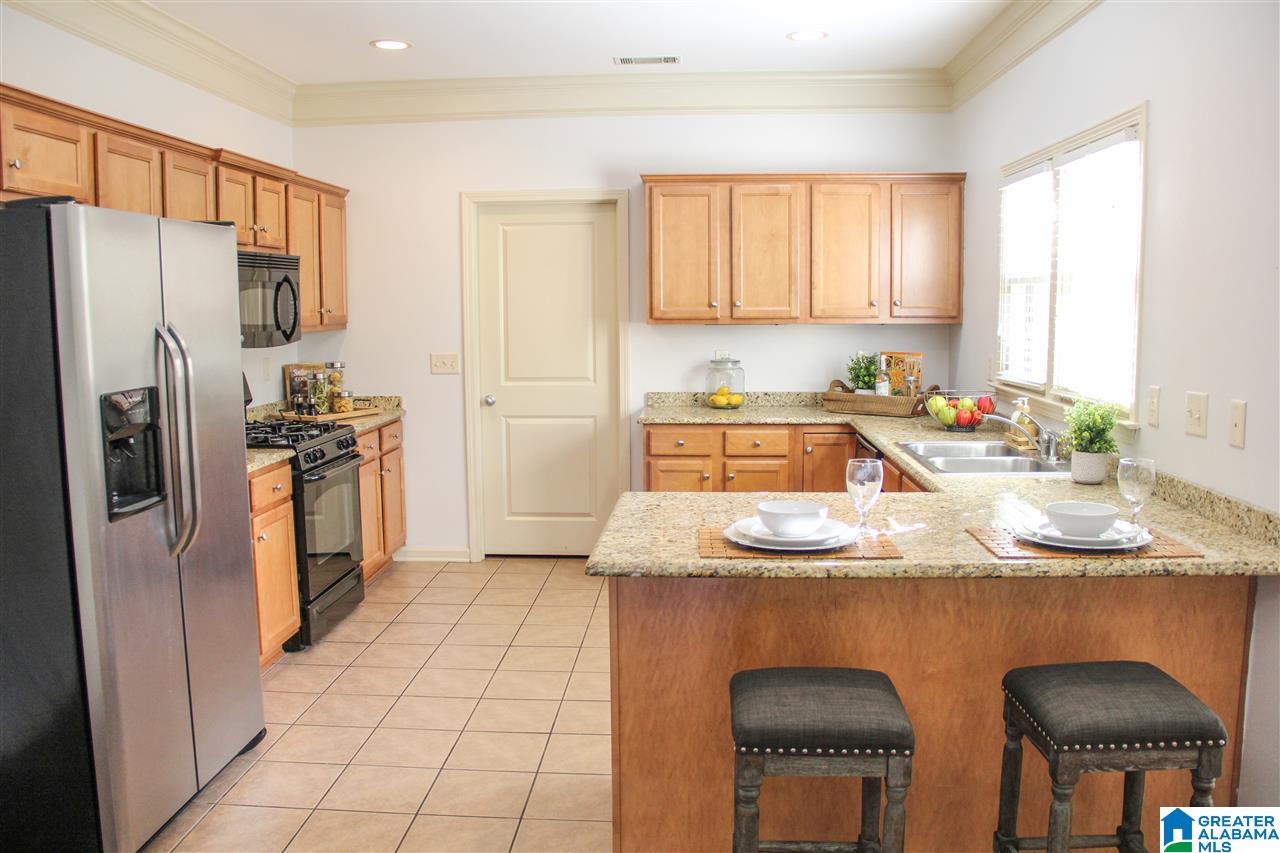 28 Portobello Road, Unit 8 Birmingham, AL 35242 - Photo 17 of 45