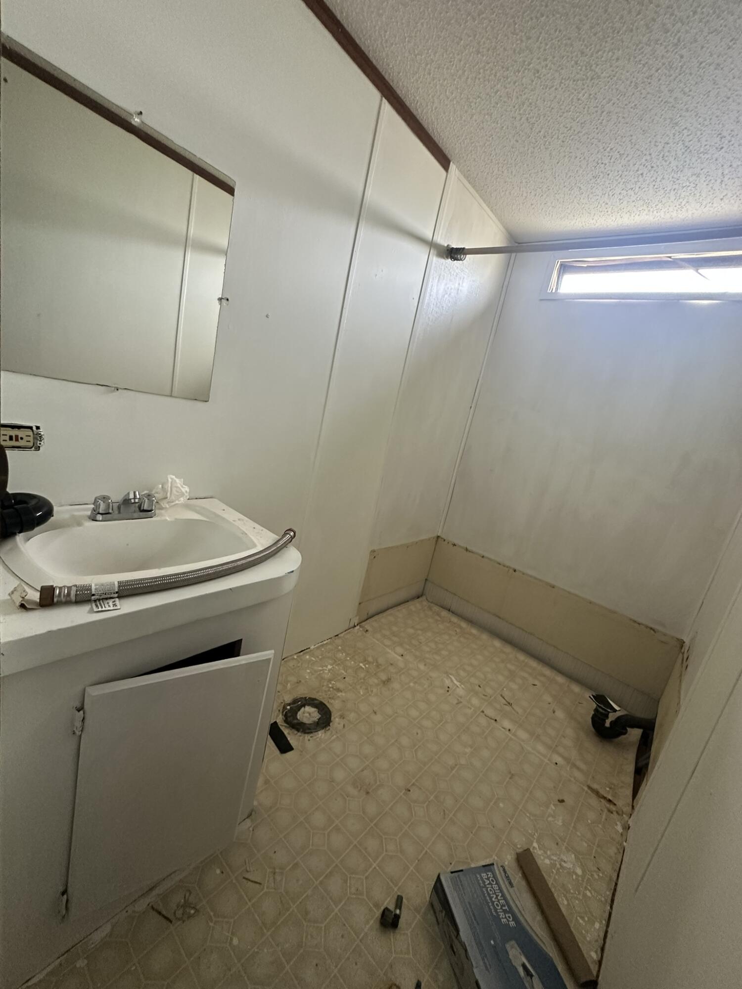 2432 A Tobacco Road Hephzibah, GA 30815 - Photo 22 of 23 2nd Bath