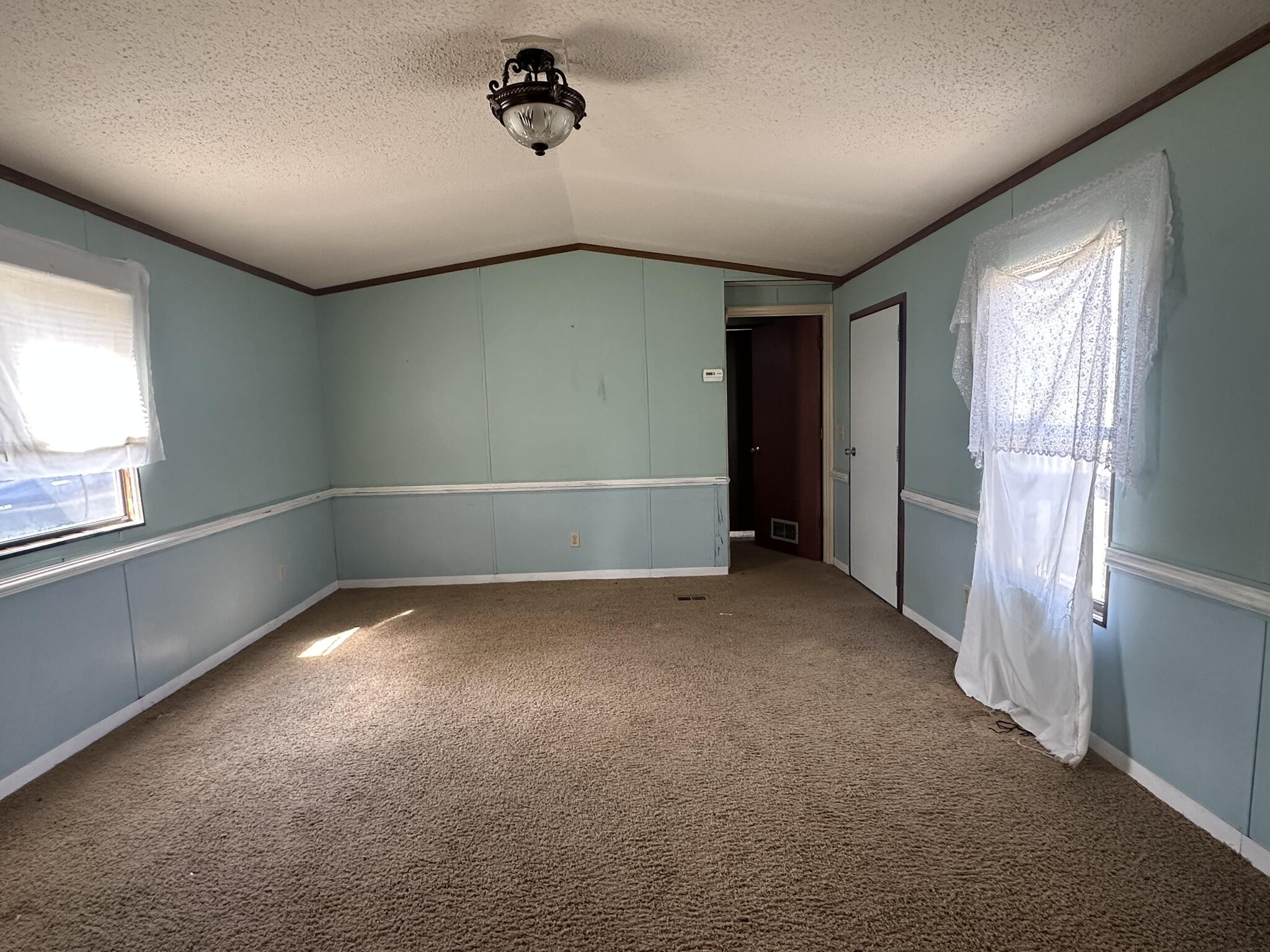 2432 A Tobacco Road Hephzibah, GA 30815 - Photo 9 of 23 Living Room