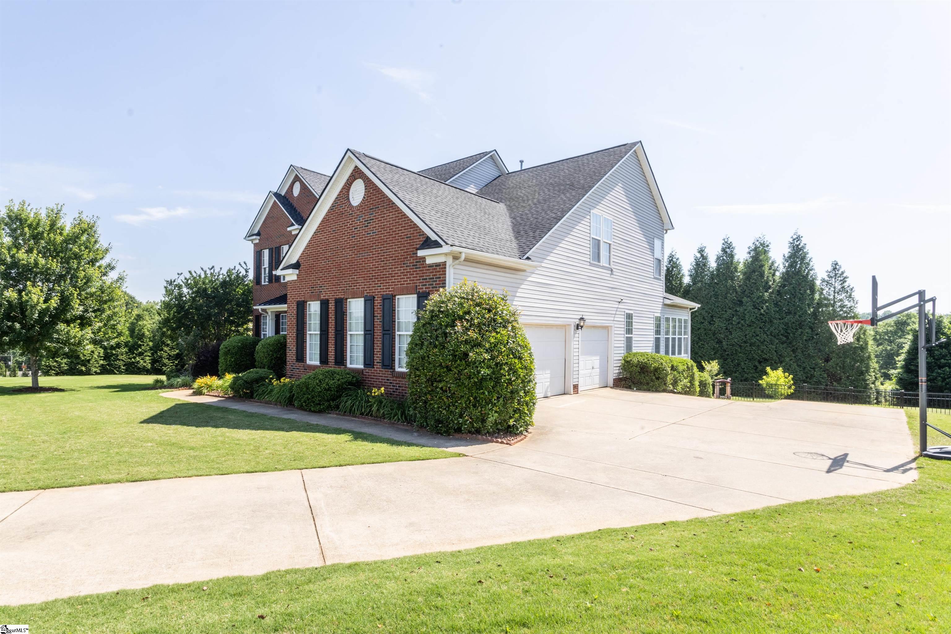 228 Ridge Bay Court Greenville, SC 29611 - Photo 3 of 34 Gallery Image 3