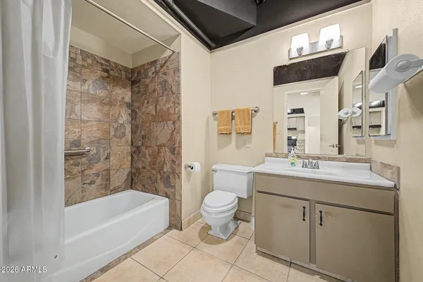 $135,000 | 4750 North Central Avenue, Unit 3R, Phoenix, AZ 85012