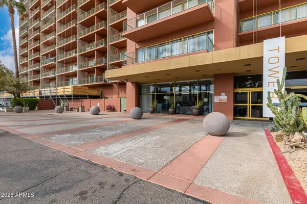 $135,000 | 4750 North Central Avenue, Unit 3R, Phoenix, AZ 85012