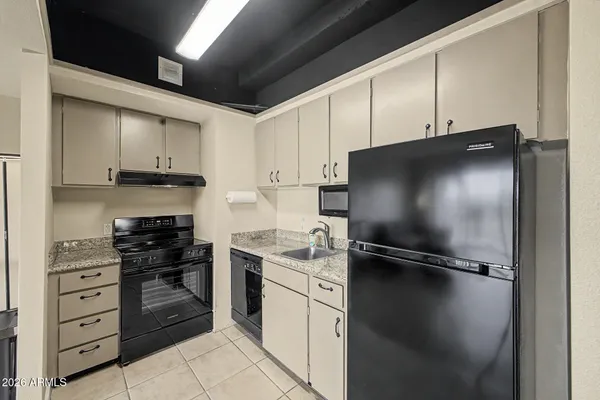 $135,000 | 4750 North Central Avenue, Unit 3R, Phoenix, AZ 85012