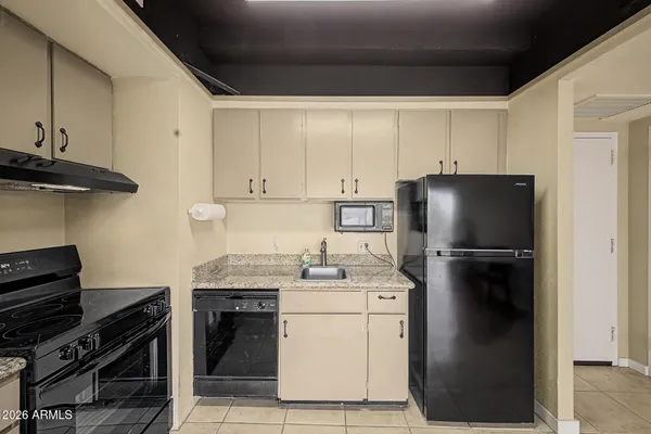 $135,000 | 4750 North Central Avenue, Unit 3R, Phoenix, AZ 85012