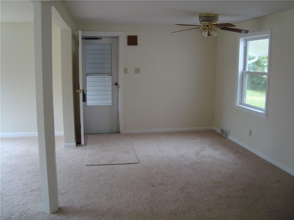 715 New Texas Road Plum, PA 15239 - Photo 4 of 15 Diningroom