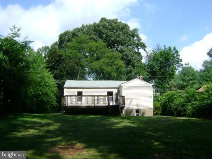 115 Tapawingo Road Southwest Vienna, VA 22180 - Photo 2 of 14 Exterior (Rear)