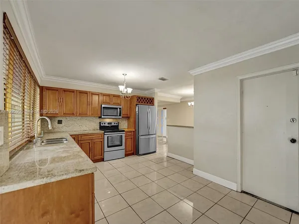 $3,200 | 7231 Northwest 20th Street, Sunrise, FL 33313