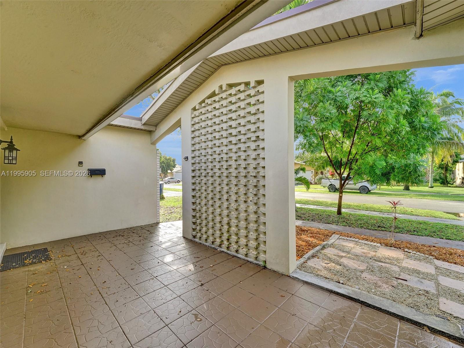 7231 Northwest 20th Street Sunrise, FL 33313 - Photo 4 of 45