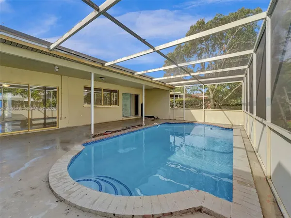 $3,200 | 7231 Northwest 20th Street, Sunrise, FL 33313