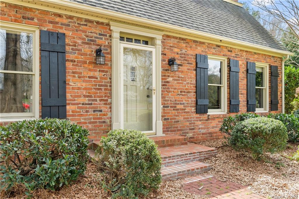 405 Gum Branch Road Charlotte, NC 28214 - Photo 2 of 35 Gallery Image 2
