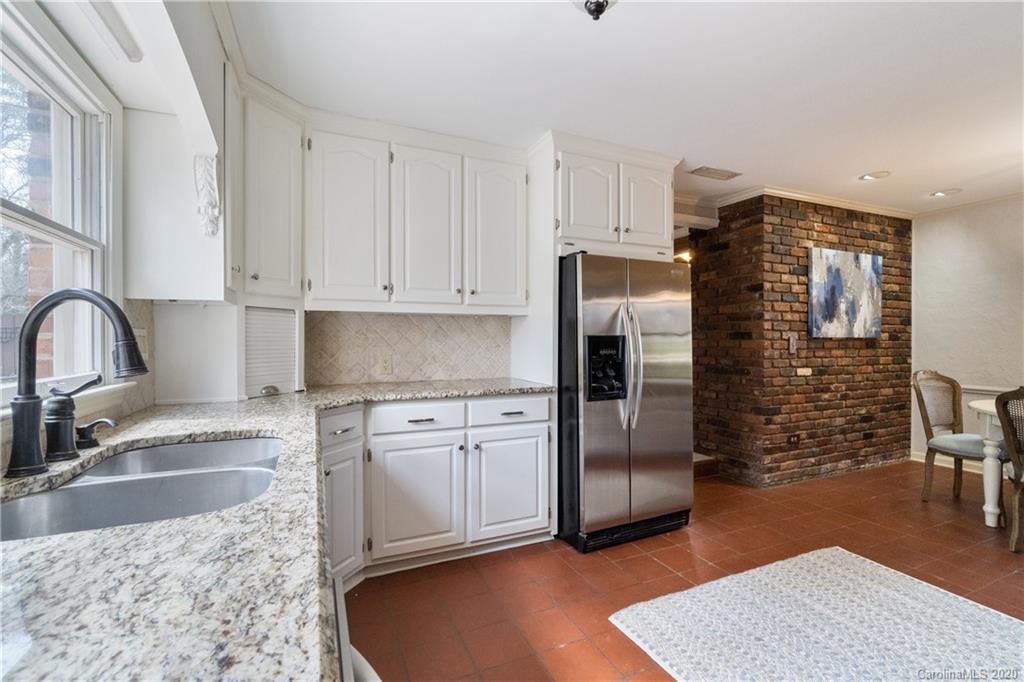 405 Gum Branch Road Charlotte, NC 28214 - Photo 11 of 35 Gallery Image 11