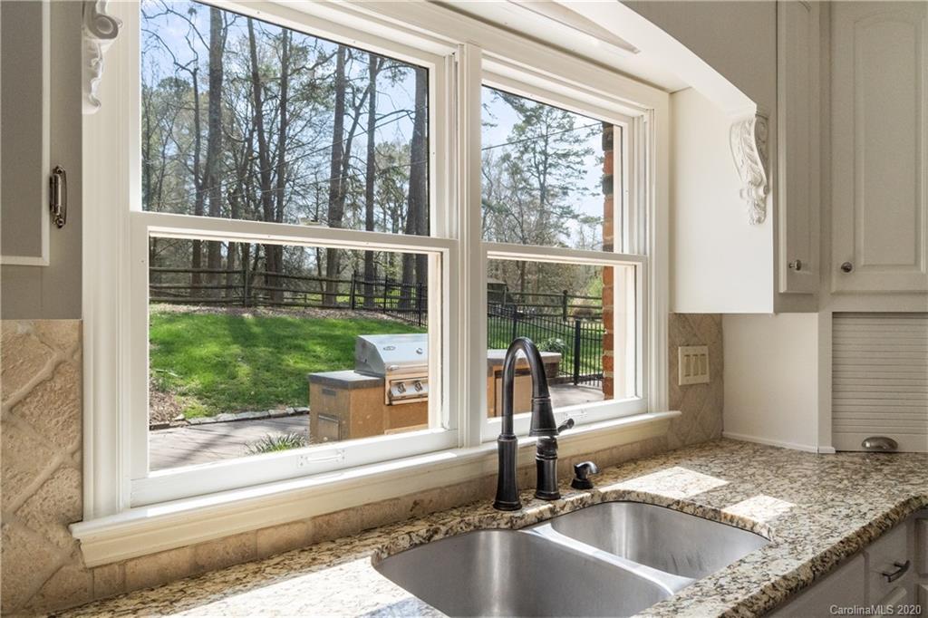 405 Gum Branch Road Charlotte, NC 28214 - Photo 12 of 35 Gallery Image 12