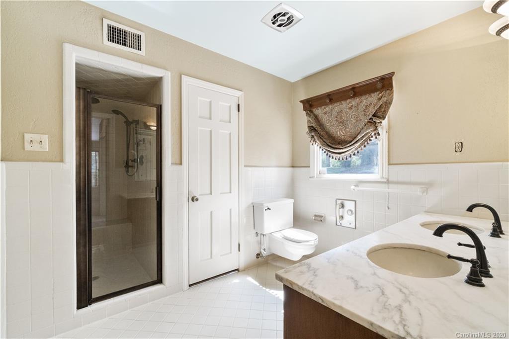 405 Gum Branch Road Charlotte, NC 28214 - Photo 18 of 35 Gallery Image 18