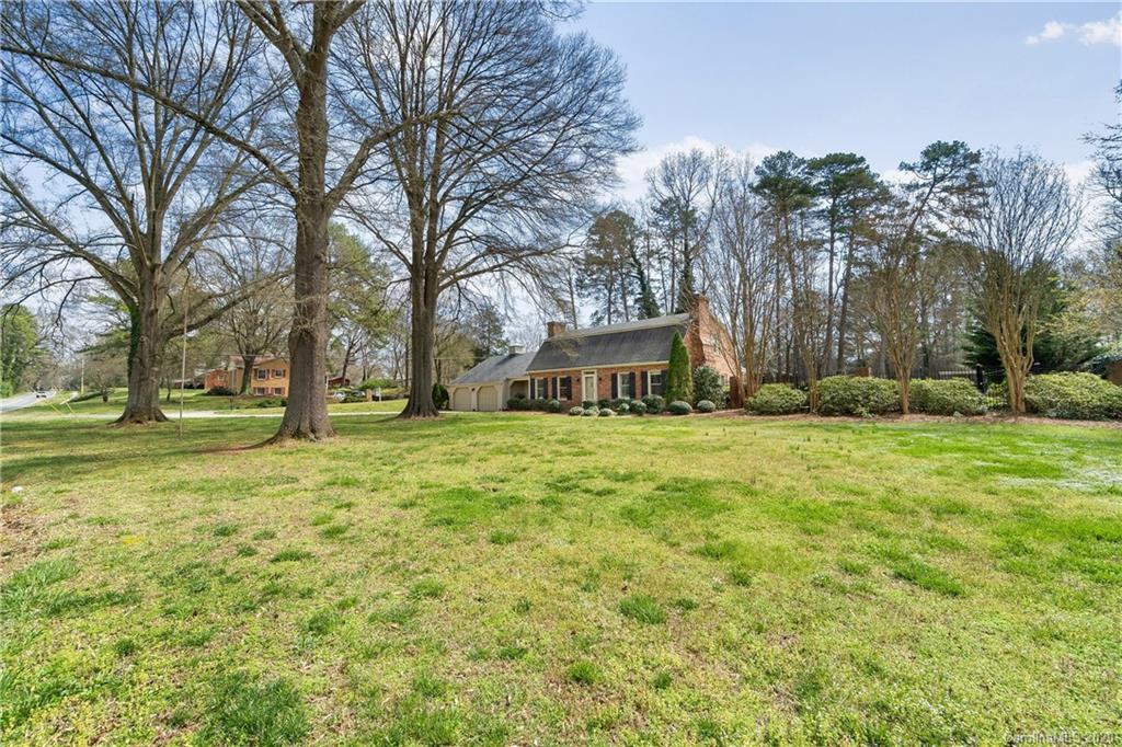 405 Gum Branch Road Charlotte, NC 28214 - Photo 34 of 35 Gallery Image 34