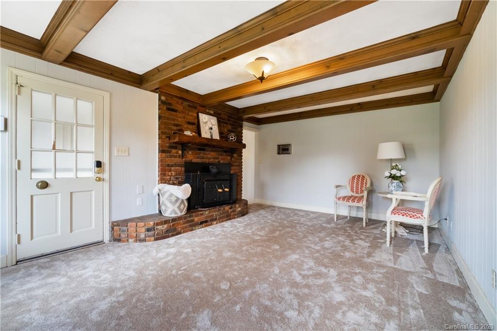 405 Gum Branch Road Charlotte, NC 28214 - Photo 7 of 35 Gallery Image 7