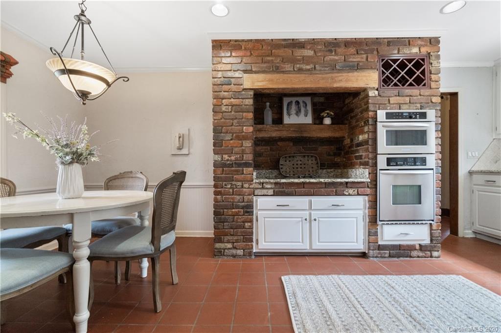 405 Gum Branch Road Charlotte, NC 28214 - Photo 10 of 35 Gallery Image 10