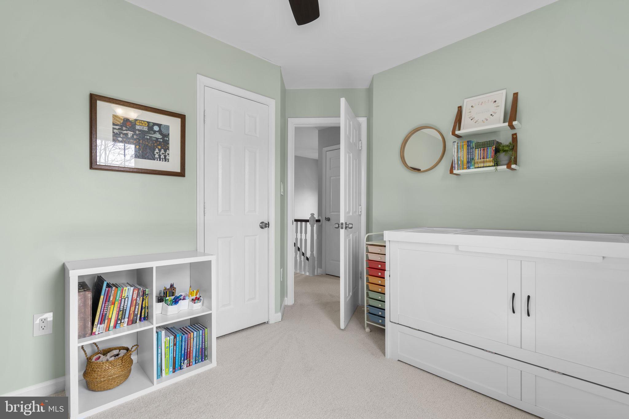 20250 Brookview Square Ashburn, VA 20147 - Photo 31 of 45
