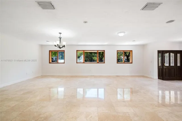 $8,000 | 11301 Southwest 91 Avenue, Miami, FL 33176