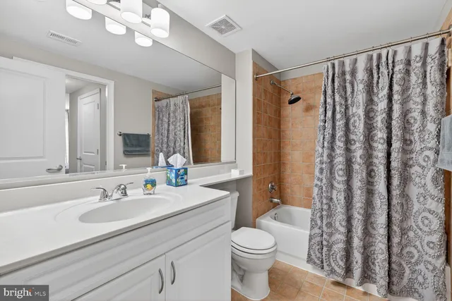 $499,000 | 555 Massachusetts Avenue Northwest, Unit 406, Washington, DC 20001